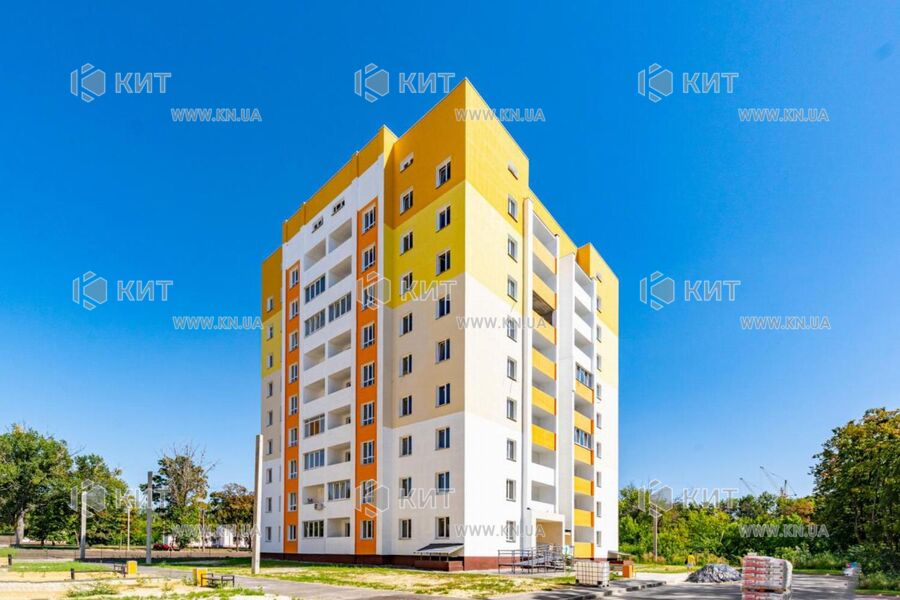 Продаж квартири Харків, ХТЗ, Рогань, 40м²