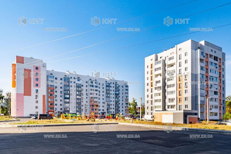 Продаж квартири Харків, ХТЗ, Рогань, 43м²