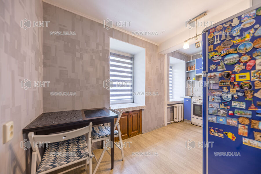 Продаж квартири Харків, Гагаріна, Спортивна, Захисників, 72м²
