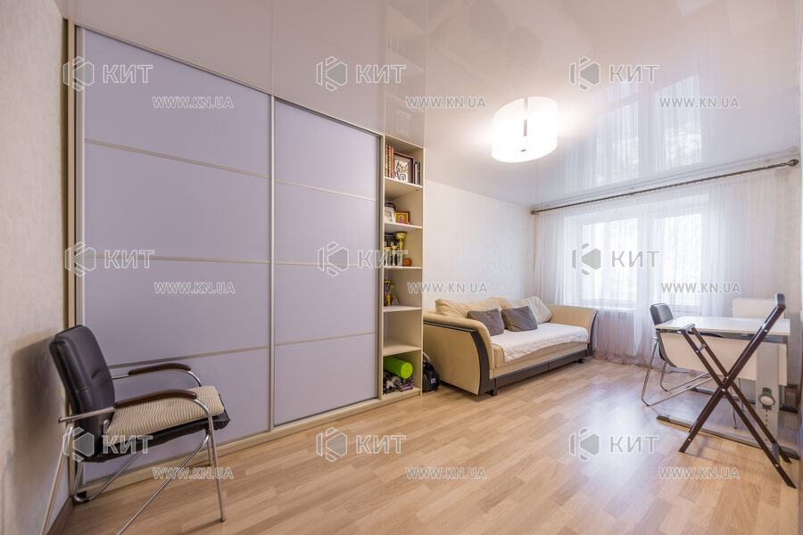 Продаж квартири Харків, Гагаріна, Спортивна, Захисників, 72м²