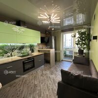 Продаж квартири Харків, ХТЗ, Рогань, 43м²
