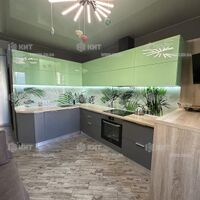 Продаж квартири Харків, ХТЗ, Рогань, 43м²