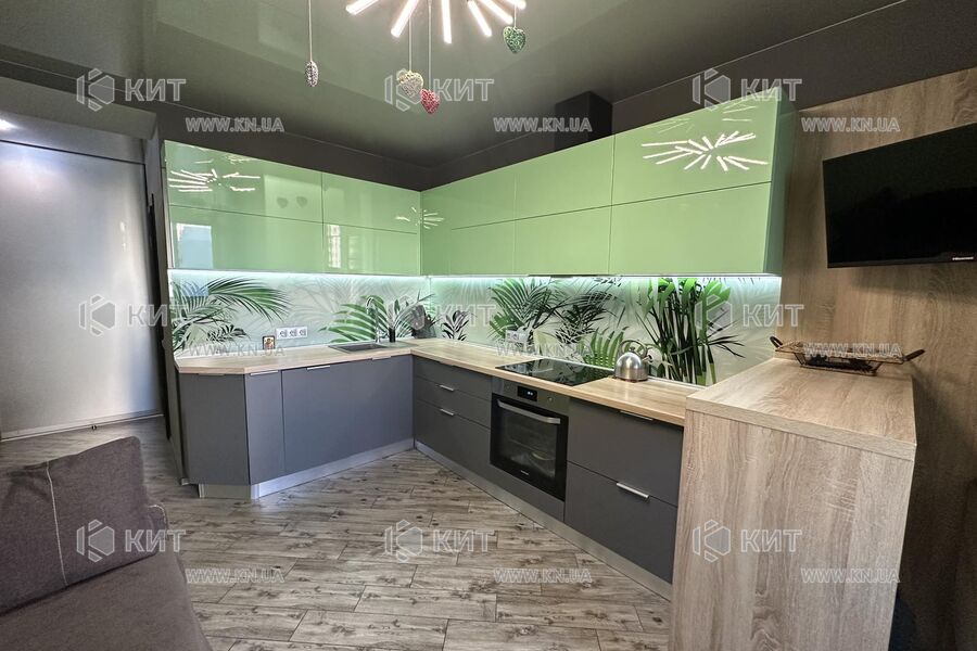 Продаж квартири Харків, ХТЗ, Рогань, 43м²