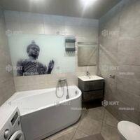 Продаж квартири Харків, ХТЗ, Рогань, 43м²
