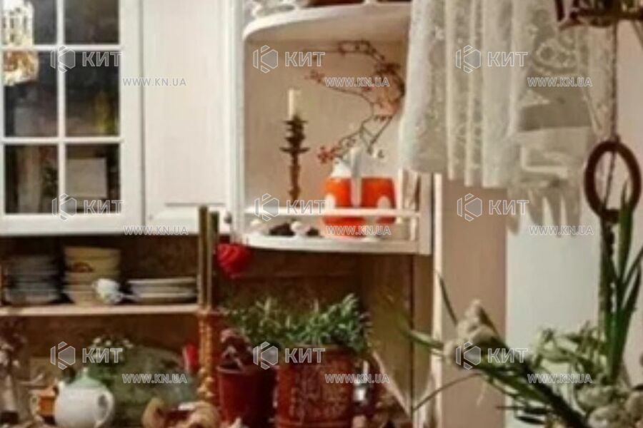 Продаж квартири Харків, ХТЗ, Рогань, 56м²