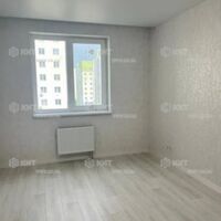 Продаж квартири Харків, ХТЗ, Рогань, 56м²