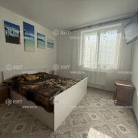 Продаж квартири Харків, ХТЗ, Рогань, 36м²
