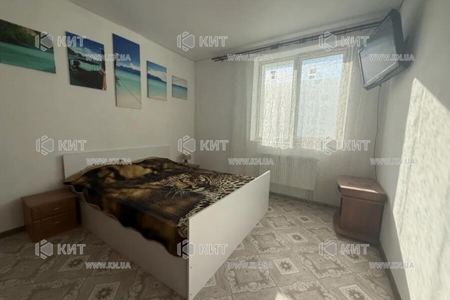 Продаж квартири Харків, ХТЗ, Рогань, 36м²