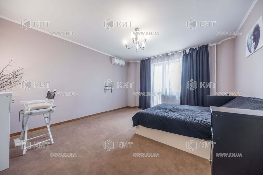 Продаж квартири Харків, Гагаріна, Спортивна, Захисників, 68.5м²