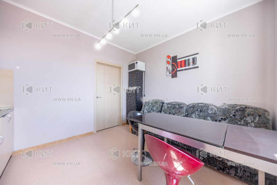 Продаж квартири Харків, Гагаріна, Спортивна, Захисників, 68.5м²