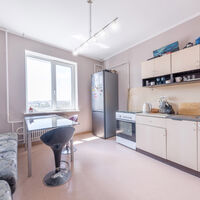 Продаж квартири Харків, Гагаріна, Спортивна, Захисників, 68.5м²