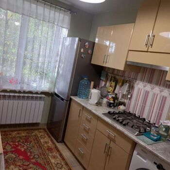 Продажа квартир - Харьков,  Павла Тычины (Валдайская) ул.  30