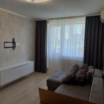 Продажа квартир - Харьков,  Гвардейцев-Широнинцев ул.  111