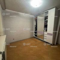 Продаж квартири Харків, ХТЗ, Рогань, 50м²