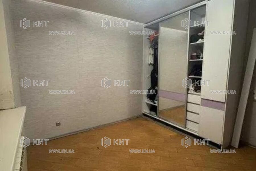 Продаж квартири Харків, ХТЗ, Рогань, 50м²