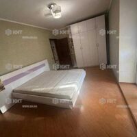 Продаж квартири Харків, ХТЗ, Рогань, 50м²