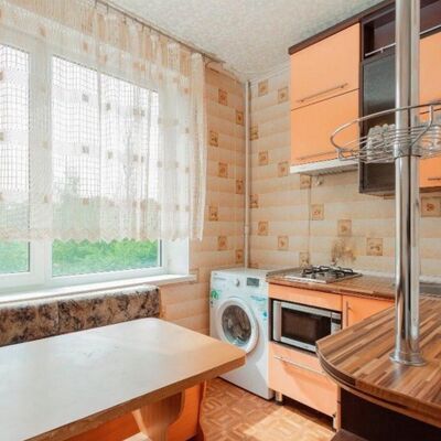 Продажа 	 Харьков,  Познанская ул.   8Б