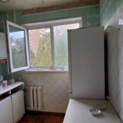 Продажа 	 Харьков,  Аэрокосмический (Гагарина) пр.   90