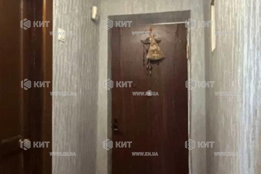 Продаж квартири Харків, ХТЗ, Рогань, 30м²
