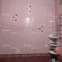 Продаж квартири Харків, ХТЗ, Рогань, 30м²