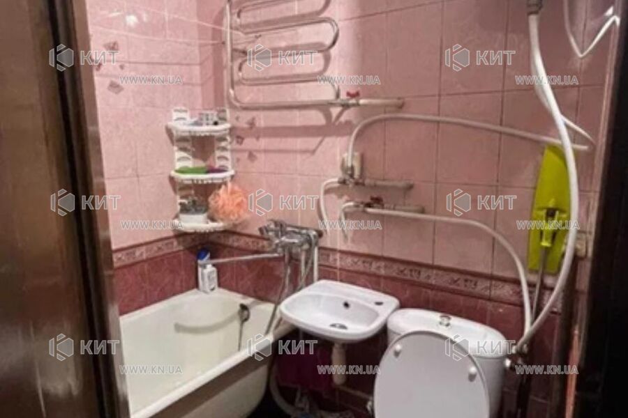 Продаж квартири Харків, ХТЗ, Рогань, 30м²