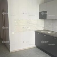 Продаж квартири Харків, ХТЗ, Рогань, 44м²