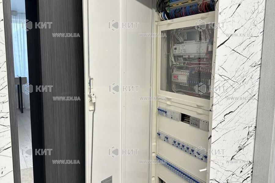 Продажа квартиры Харьков, Алексеевка, 82м²