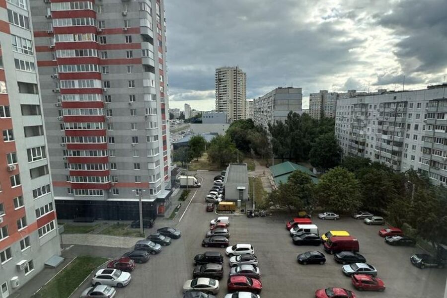 Продажа квартиры Харьков, Алексеевка, 82м²