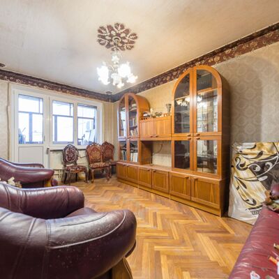 Продажа 	 Харків,  Леся Сердюка (Командарма Корка) вул.   22