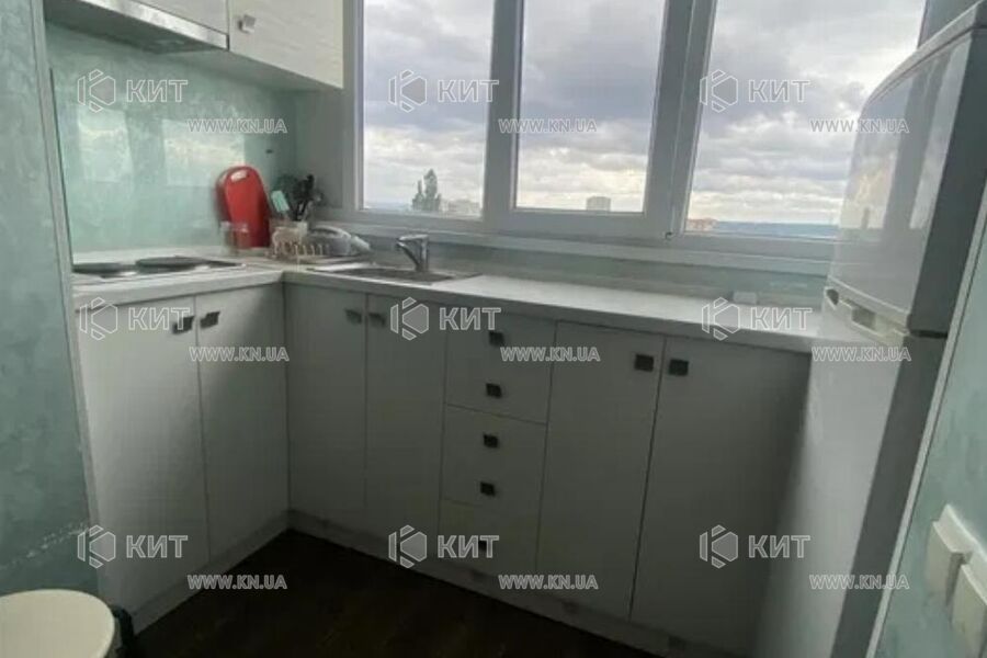Продаж квартири Харків, Олексіївка, 20м²