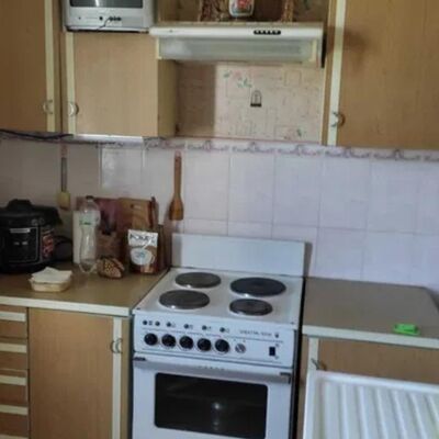 Продажа 	 Харків,  Леся Сердюка (Командарма Корка) вул.   14