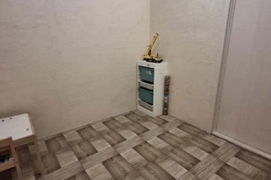 Продажа квартиры Харьков, ХТЗ, Рогань, 42м²