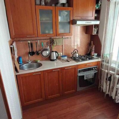 Продажа 	 Харків,  Ювілейний (50-річчя ВЛКСМ) пр.   69