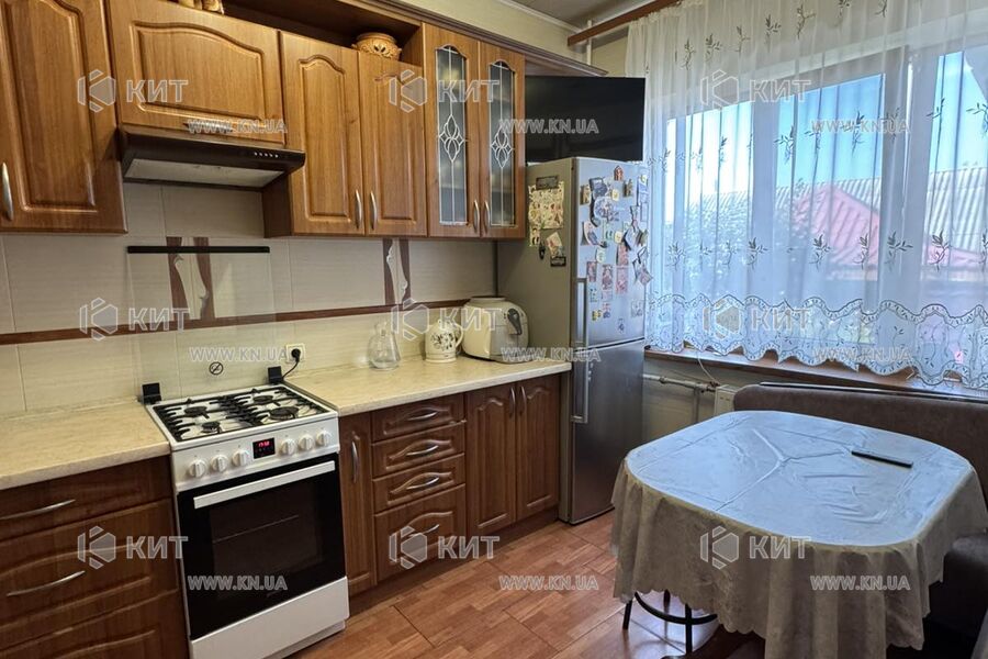 Продажа дома Новая Водолага, Район, 255м²