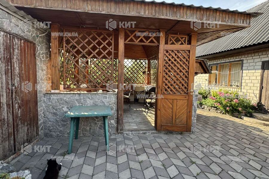 Продажа дома Новая Водолага, Район, 255м²