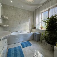 Продажа дома Новая Водолага, Район, 255м²