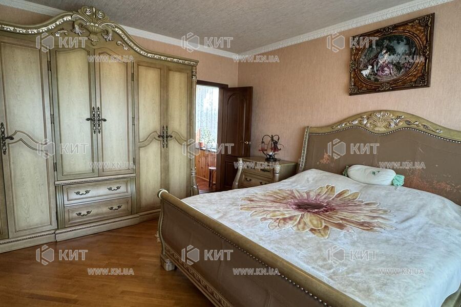 Продажа дома Новая Водолага, Район, 255м²