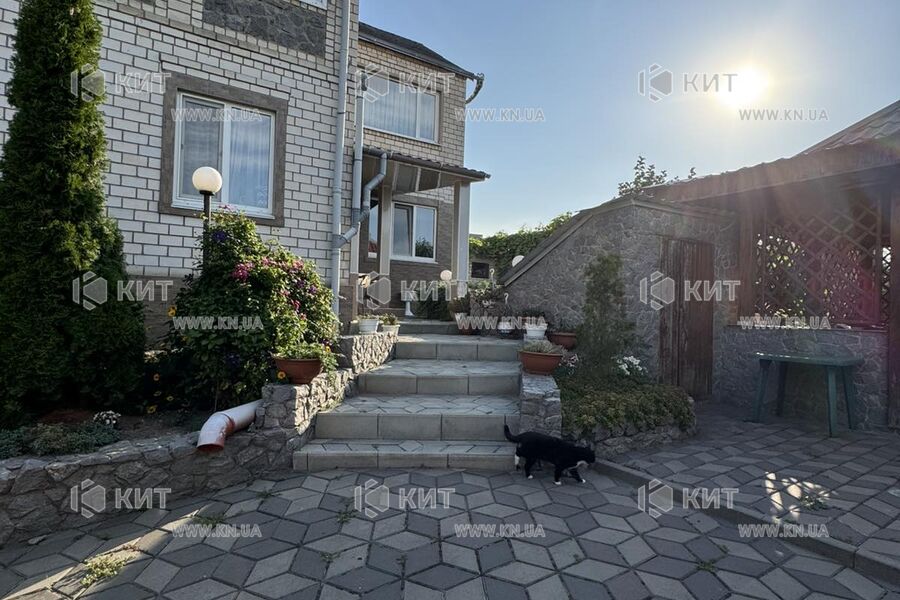 Продажа дома Новая Водолага, Район, 255м²