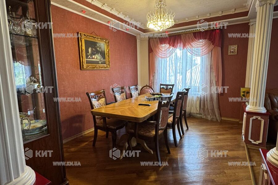 Продажа дома Новая Водолага, Район, 255м²