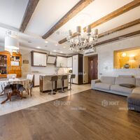 Продаж квартири Харків, Центр, 190м²