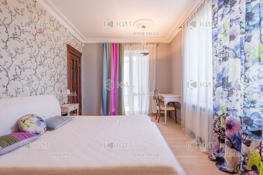 Продаж квартири Харків, Центр, 190м²
