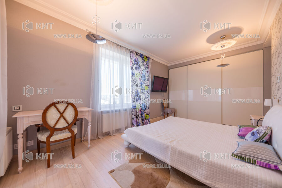 Продаж квартири Харків, Центр, 190м²