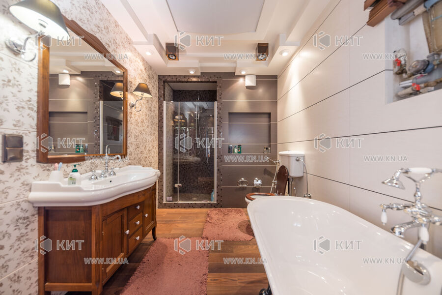 Продаж квартири Харків, Центр, 190м²