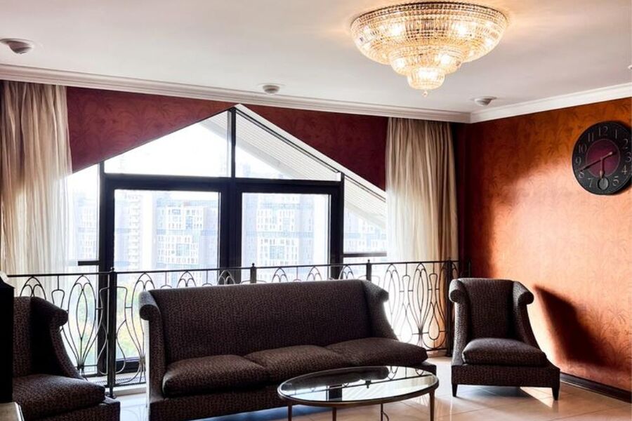 Продажа квартиры Харьков, Научная, 205м²