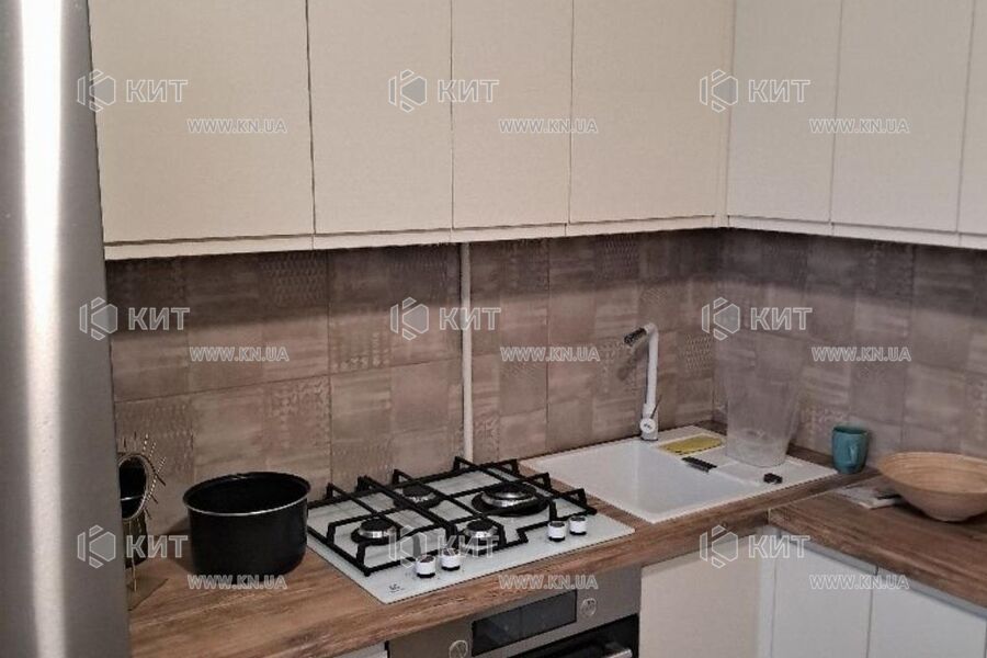 Продаж квартири Харків, ХТЗ, Рогань, 55м²