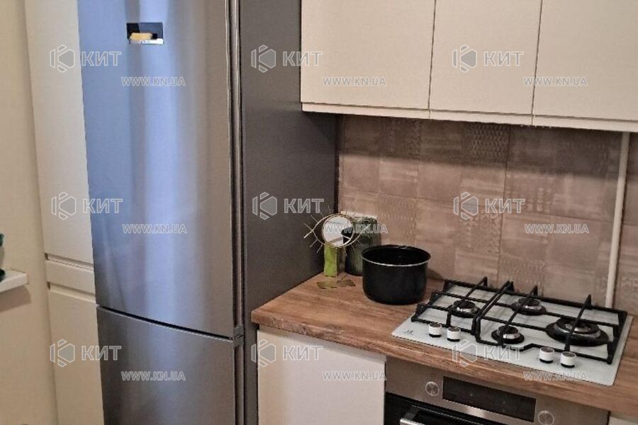 Продаж квартири Харків, ХТЗ, Рогань, 55м²