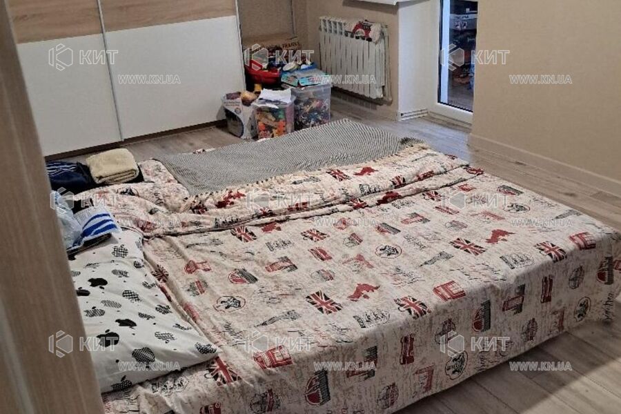 Продаж квартири Харків, ХТЗ, Рогань, 55м²