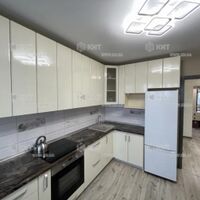 Продаж квартири Харків, ХТЗ, Рогань, 45м²