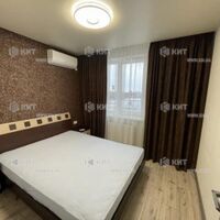 Продаж квартири Харків, ХТЗ, Рогань, 45м²