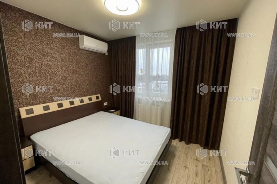 Продаж квартири Харків, ХТЗ, Рогань, 45м²